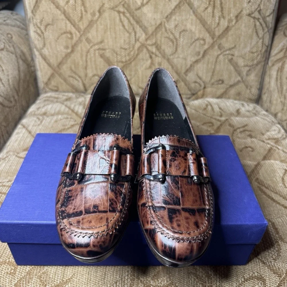 Stuart Weitzman Heeled Loafers 7‎ M Brown Black Tortoise Toe Buckle Career Work